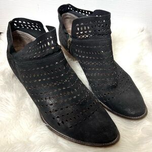 Seychelles Leather Booties Ankle Boots Side Zip Low Heel Block Heel Size 10